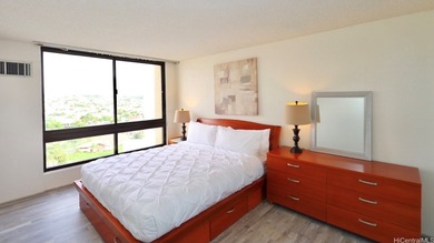 Back on the market due to the buyer's inability to fulfill their - photo 7