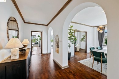 Lake Condo For Sale in Oakland, California