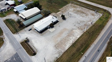 Commercial building and large tract located at the corner of 65 - photo 10