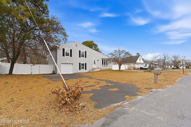 Pine Lake Home For Sale in Toms River New Jersey