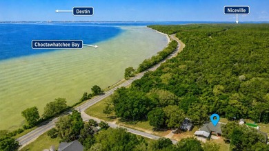 IT'S A LIFESTYLE!!! Nestled between two sought after communities - photo 2