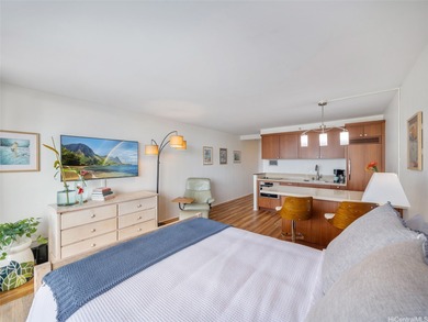 High-Floor Studio with Ocean &amp; City Views | Legal Short-Term