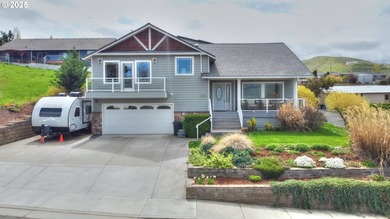 (private lake, pond, coastal) Home For Sale in Thedalles Oregon