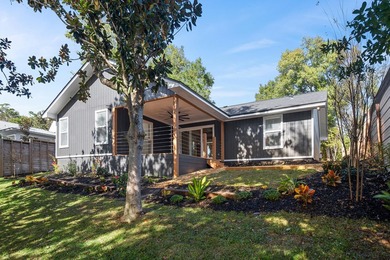 75' of canal frontage sets the stage for easy waterfront living - photo 2