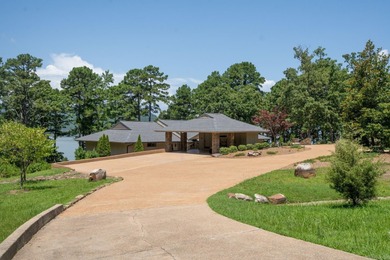 Greers Ferry Lake Home For Sale in Heber Springs Arkansas