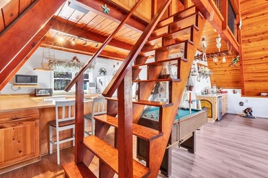 Welcome to the playhouse to live in full or part-time near the - photo 21