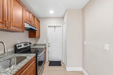 Turnkey Quadplex easy to show. The property has all impact - photo 25