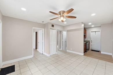 Turnkey Quadplex easy to show. The property has all impact - photo 28