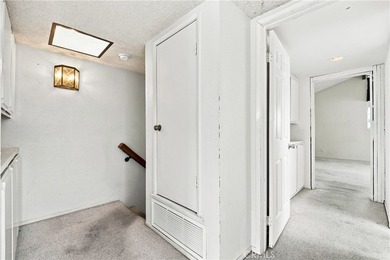 Downtown Huntington Beach Fixer Opportunity! Rare opportunity to - photo 31