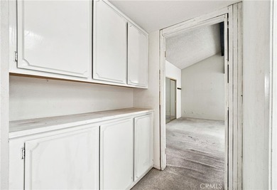 Downtown Huntington Beach Fixer Opportunity! Rare opportunity to - photo 32