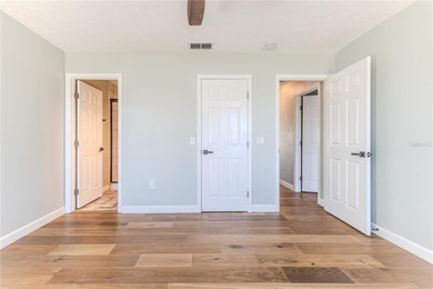 Waterfront paradise! This fully renovated 2-bedroom, 2-bath - photo 43