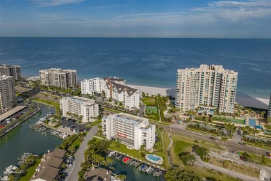 Coastal Dream Awaits..... Wake up to breathtaking water views - photo 4