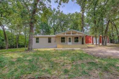 Lake Tawakoni Home For Sale in Quinlan Texas