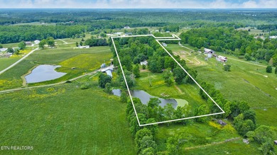 (private lake, pond, creek) Home For Sale in Crossville Tennessee