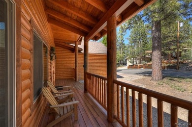 Experience the charm of mountain living in this beautifully - photo 3