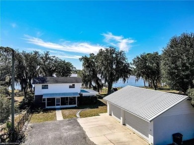 Lake Persimmon Home For Sale in Lake Placid Florida