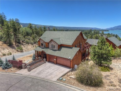 Perched in the prestigious Castle Glen Estates, this exceptional - photo 2
