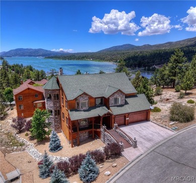Perched in the prestigious Castle Glen Estates, this exceptional - photo 5