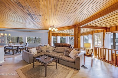 Welcome to this beautifully updated 3 bed, 2 bath home in a - photo 6