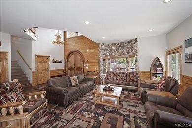 Perched in the prestigious Castle Glen Estates, this exceptional - photo 9