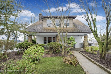 Location!,in the heart of Westerleigh, with old world charm - photo 1