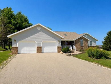This ranch home built in 1990 located at beautiful Lake Carroll - photo 3