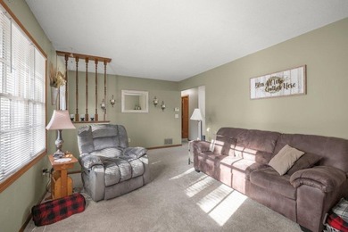 Pride of ownership shines in this well-cared-for home, lovingly - photo 3