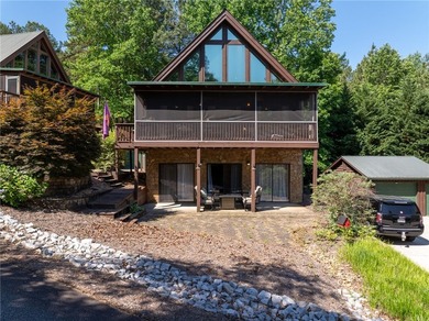Affordable lake living! Furnished Lake Keowee Cabin! - photo 3