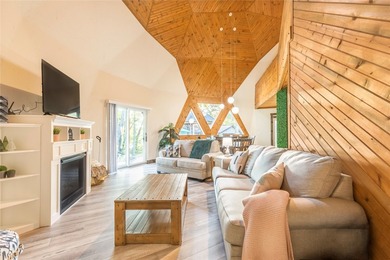 Experience one of the most unique properties on Lake Holcombe! - photo 6