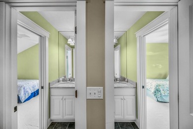 Immaculate, 5 BD 3.5 BA 3,022-sq-ft like-new contemporary in - photo 28