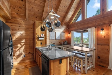 Affordable lake living! Furnished Lake Keowee Cabin! - photo 9