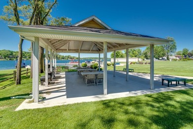 Immaculate, 5 BD 3.5 BA 3,022-sq-ft like-new contemporary in - photo 54