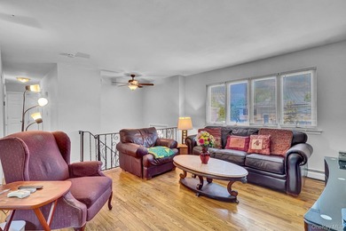 Wide-Line High Ranch featuring 4-5 bedrooms, 2 Full Baths, a Den - photo 8