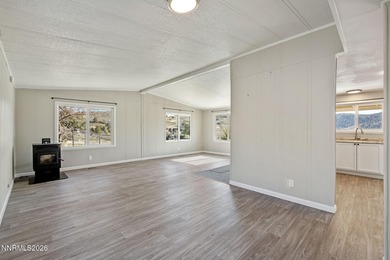 Topaz Lake Home For Sale in Topaz Ranch Estates Nevada