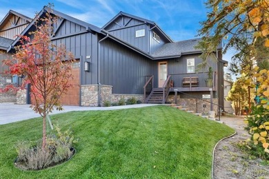 Big Reduction! Don't miss this stunning home built to entertain - photo 2