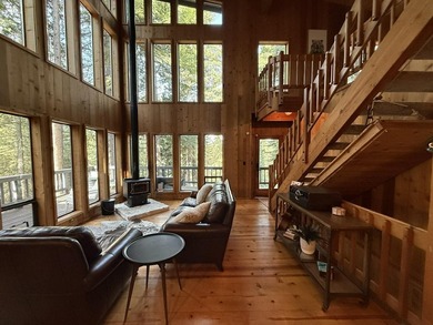Spacious mountain home located in the highly desirable Lake - photo 11