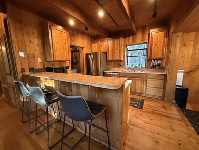 Spacious mountain home located in the highly desirable Lake - photo 15