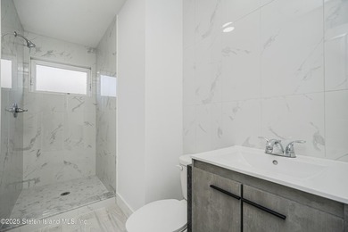 Beautiful New Construction - Semi-Attached Home. Experience - photo 15