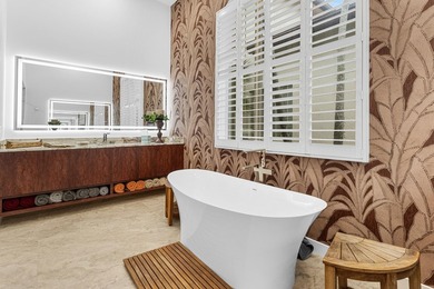 This beautifully upgraded 3BR/3BA residence in Mizner Country - photo 16