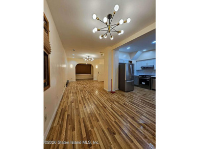 Hot Sale: Prime 2-Family Detached Home at 232 Hylan Blvd, Staten - photo 5