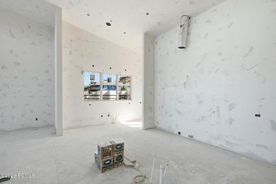 This jaw-dropping Mountain Masterpiece is ready to join the most - photo 26