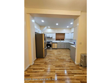 Hot Sale: Prime 2-Family Detached Home at 232 Hylan Blvd, Staten - photo 7
