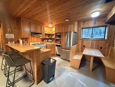 Spacious mountain home located in the highly desirable Lake - photo 35