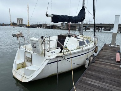 The easiest in and out slip at the marina. On the end of the - photo 1