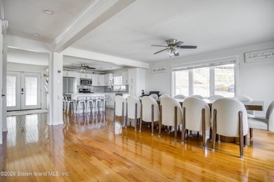 Welcome to 4 Sophia Lane - minutes from the Verrazano Bridge - photo 8