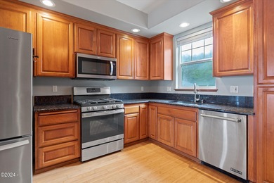 OCEANFRONT high bank townhome features sweeping ocean views that - photo 4