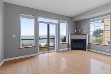 OCEANFRONT high bank townhome features sweeping ocean views that - photo 8
