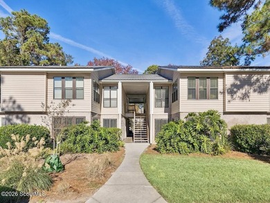 DON'T MISS THIS BEST PRICED 3 bedroom in the community!! - photo 1