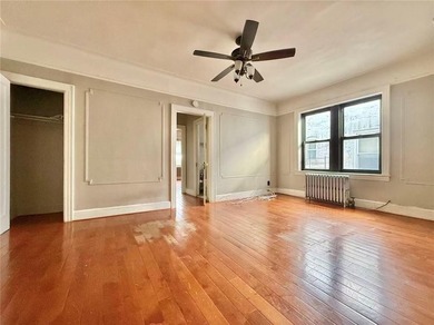 Excellent investment opportunity at 116 Gatling Place, a - photo 3