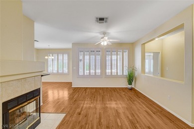 Welcome to the beautifully upgraded *Amber* model home in the - photo 4